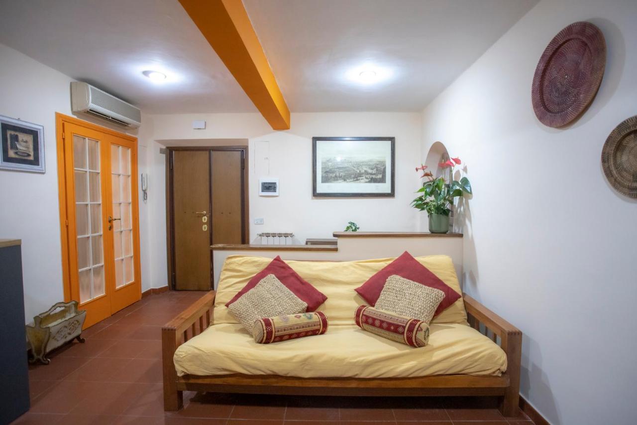 Homehouse Serpenti - Colosseum - Rione Monti Roma Ngoại thất bức ảnh