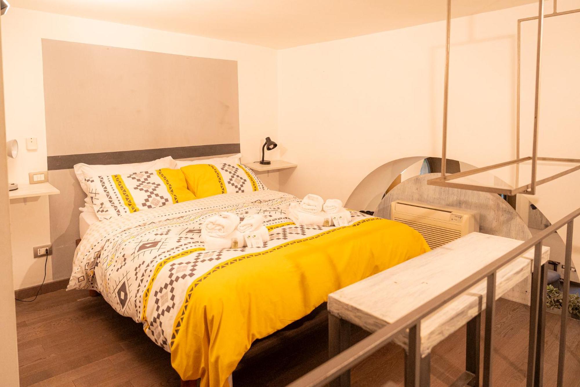 Homehouse Serpenti - Colosseum - Rione Monti Roma Ngoại thất bức ảnh